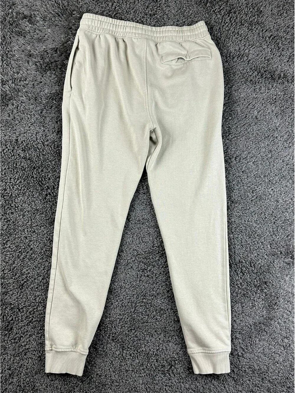 Gymshark Crest Joggers Mens Small Beige Tan Slim Fit Fleece Sweatpants Pants S